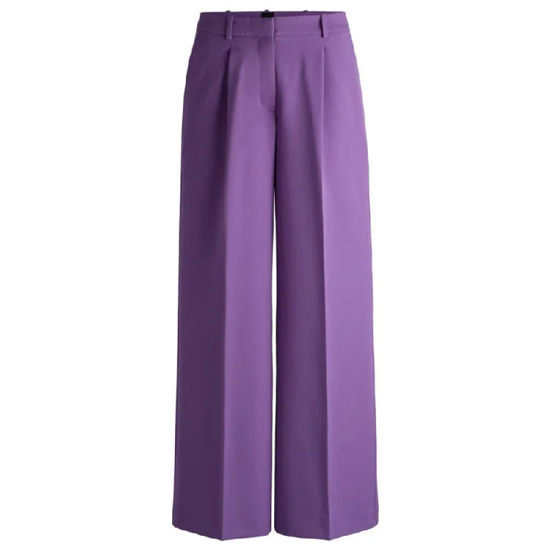 Boot-leg trousers in stretch fabric