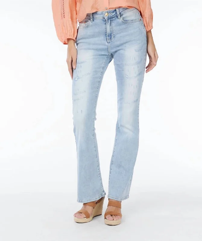 Stick To It Flare Jeans In Light Wash