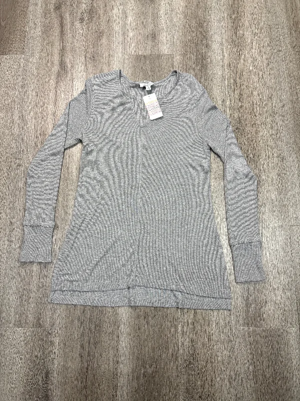 Top Long Sleeve By Allison Joy In Grey, Size: S